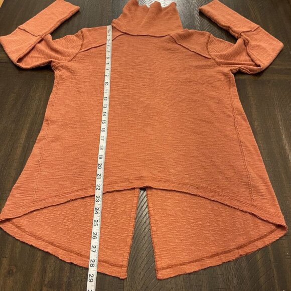 We The Free X Free People Orange Long Sleeve Split Back Turtleneck Top SZ Medium - Picture 6 of 10